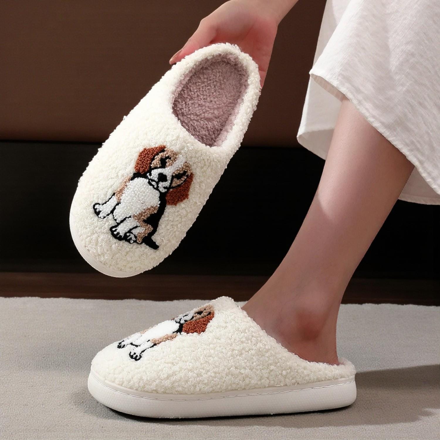 Weiche Plüsch-Hausschuhe für Hundeliebhaber – Beagle Indoor-Schuhwerk für Damen